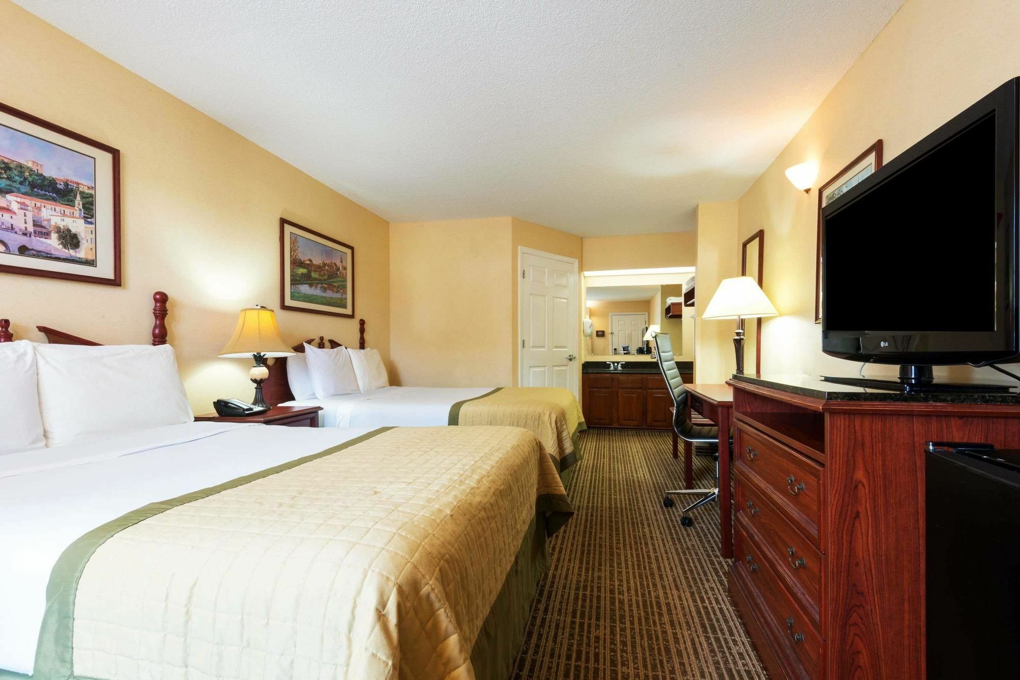 Baymont By Wyndham Prattville - Montgomery מראה חיצוני תמונה